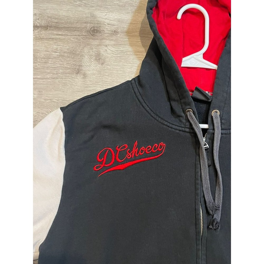DC Shoe Co. Hooded Zip Up Black & Red Varsity Jacket Skateboard Coat‎ Sz Medium - Picture 2 of 8